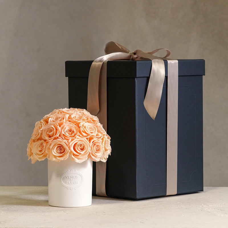 Fleura Porcelain Vase Roses