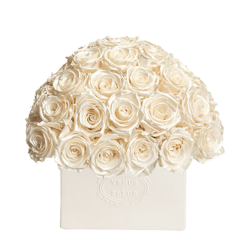 Allura Vase with Eternity® Roses